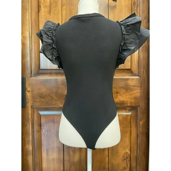 American Threads Ruffled Ribbed V-Neck Thong Black Bodysuit Medium - Picture 2 of 7